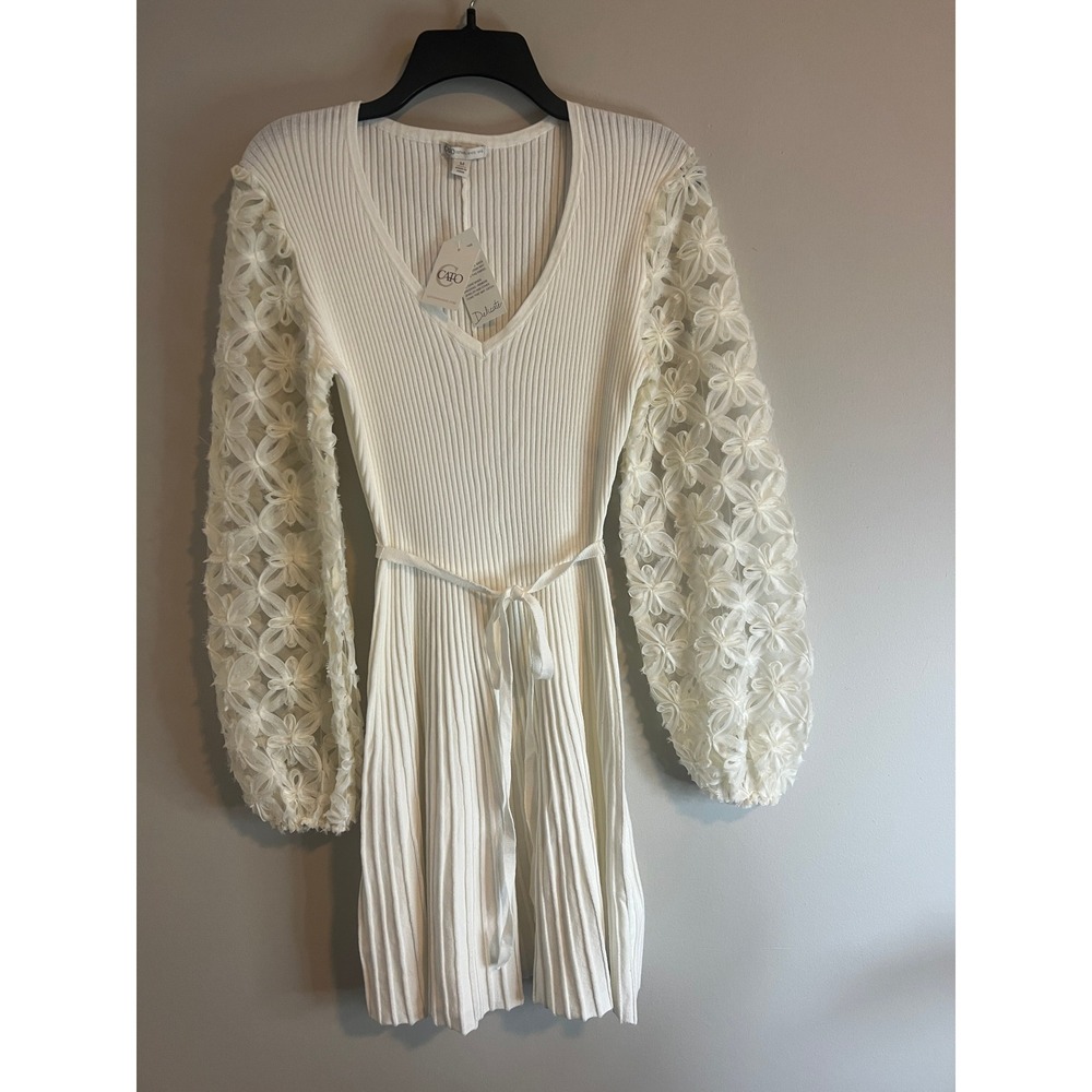Cato Off White Ribbed Knit Dress  Lace Balloon Sleeve V-Neck Fit Flare Medium